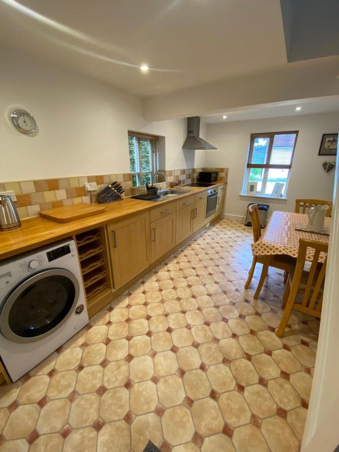 Appartamento Inkwell Chippenham  Esterno foto